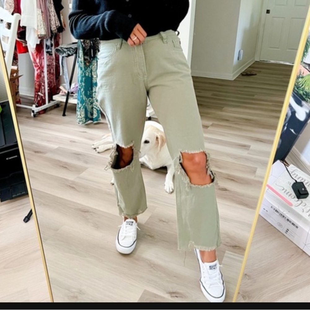 KanCan Olive Distressed Straight Leg Jeans Size 30